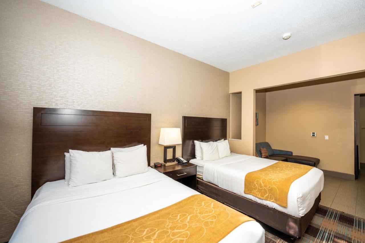 Comfort West At Clay Road