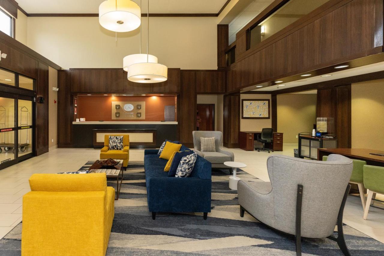 Comfort West At Clay Road