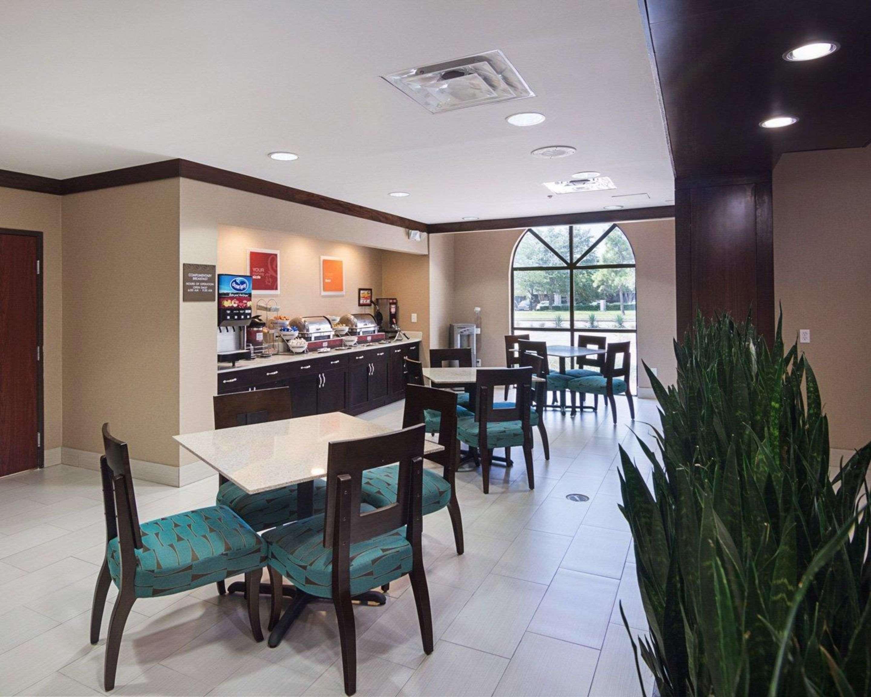 Comfort West At Clay Road
