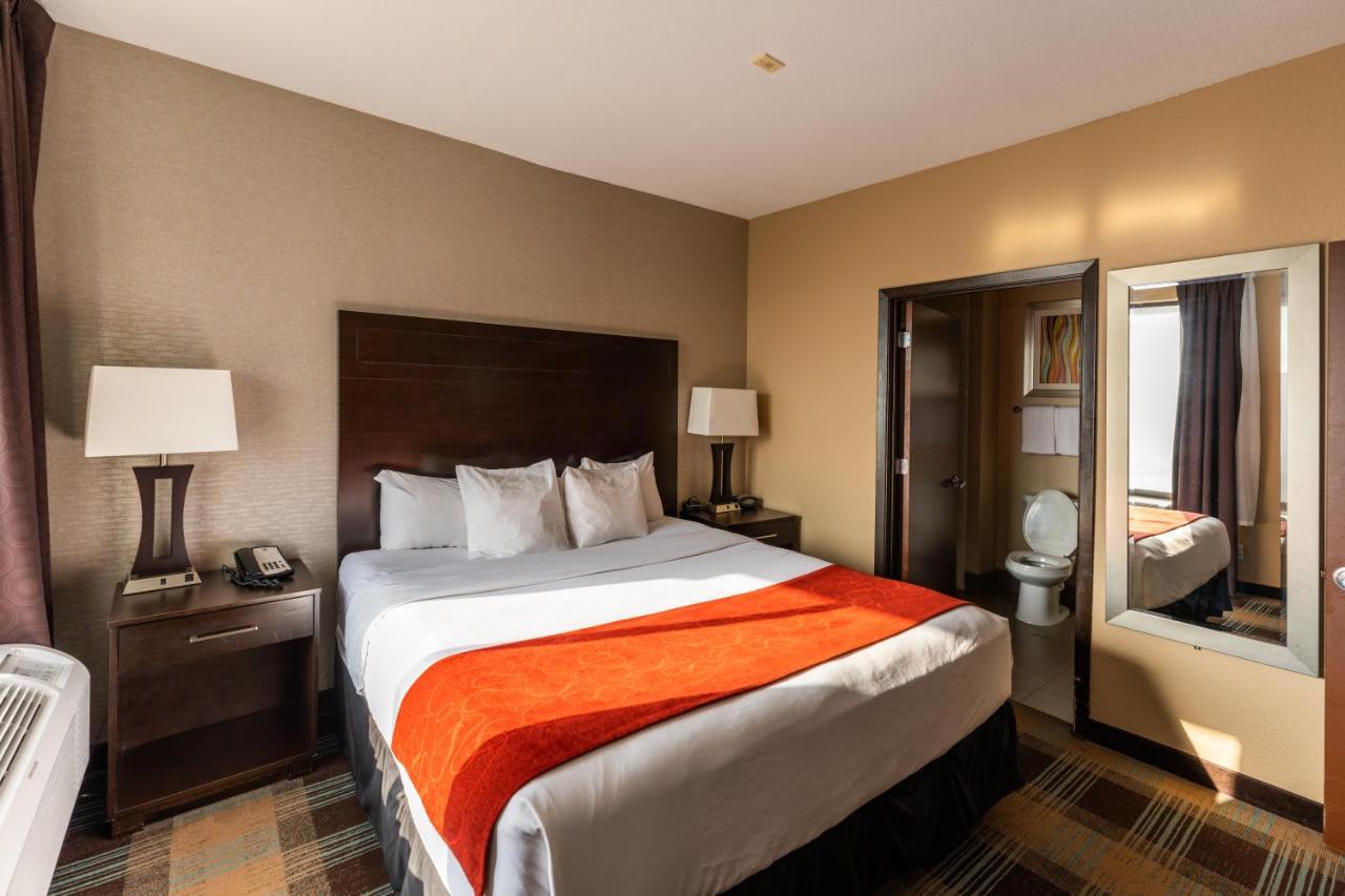 Comfort West At Clay Road